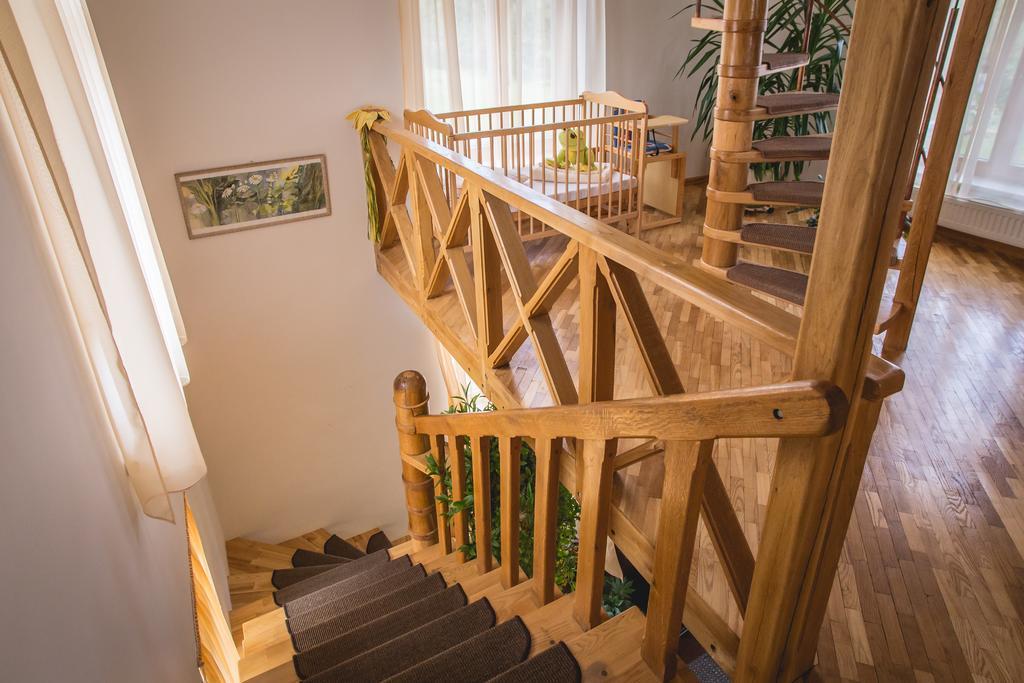 Viesu Maja Janis Hotel Мадона Екстериор снимка