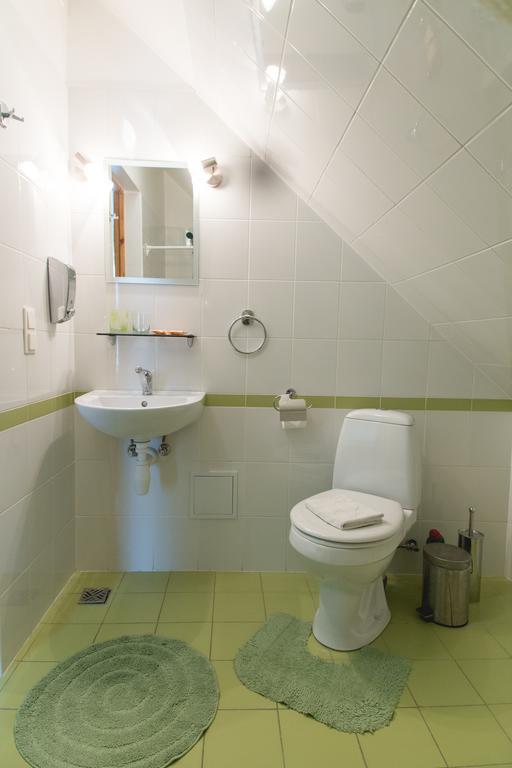 Viesu Maja Janis Hotel Мадона Стая снимка